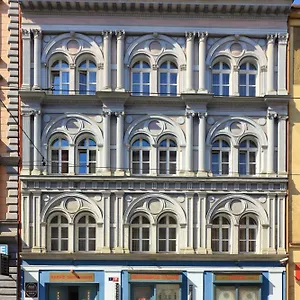 Tabor 3*, Prag Çek Cumhuriyeti