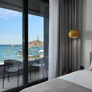 Delfin 4* Rovinj